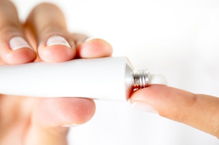 Công dụng của kem 7 màu là gì ? Thuốc 7 màu có trị mụn được không ? 4 Công dụng của kem 7 màu là gì ? Thuốc 7 màu có trị mụn được không ?