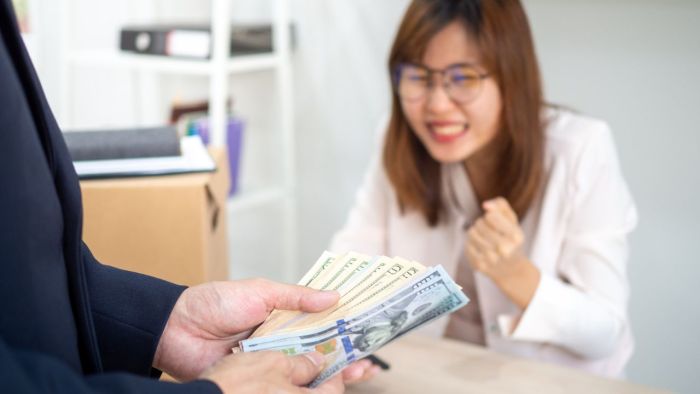 Bonus là gì? Có bao nhiêu loại tiền thưởng Bonus? 3 Bonus là gì? Có bao nhiêu loại tiền thưởng Bonus?