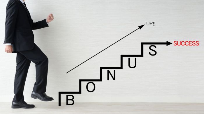 Bonus là gì? Có bao nhiêu loại tiền thưởng Bonus? 4 Bonus là gì? Có bao nhiêu loại tiền thưởng Bonus?