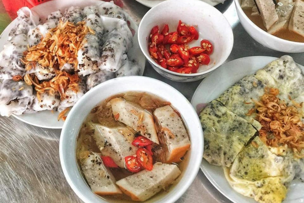 Cuối tuần ăn bánh cuốn Đội Cấn gia truyền Cuối tuần ăn bánh cuốn Đội Cấn gia truyền