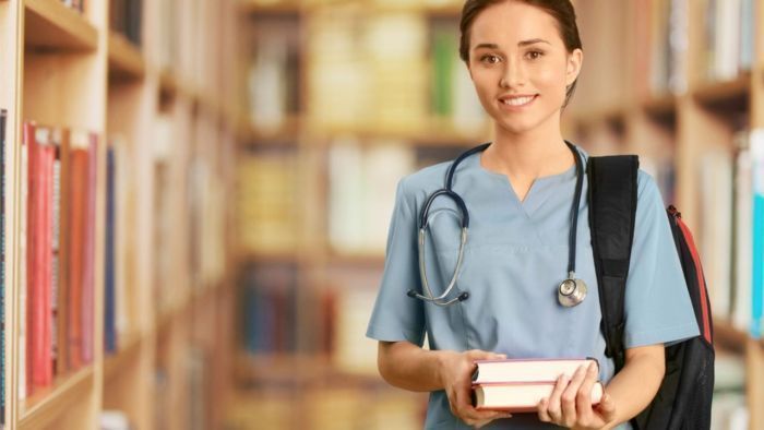 Nên học ngành gì dễ tìm việc trong tương lai ? Top 10 gợi ý cho bạn trẻ đang phân vân Nên học ngành gì dễ tìm việc trong tương lai ? Top 10 gợi ý cho bạn trẻ đang phân vân
