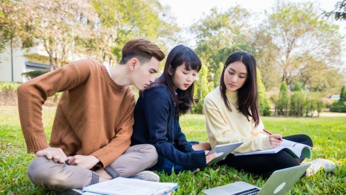 Ngành xã hội học là gì và tốt nghiệp ra làm gì ? Mức thu nhập bao nhiêu? Ngành xã hội học là gì và tốt nghiệp ra làm gì ? Mức thu nhập bao nhiêu?