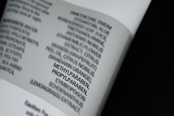Paraben là gì? Tác hại của mỹ phẩm có chứa Paraben Paraben là gì? Tác hại của mỹ phẩm có chứa Paraben